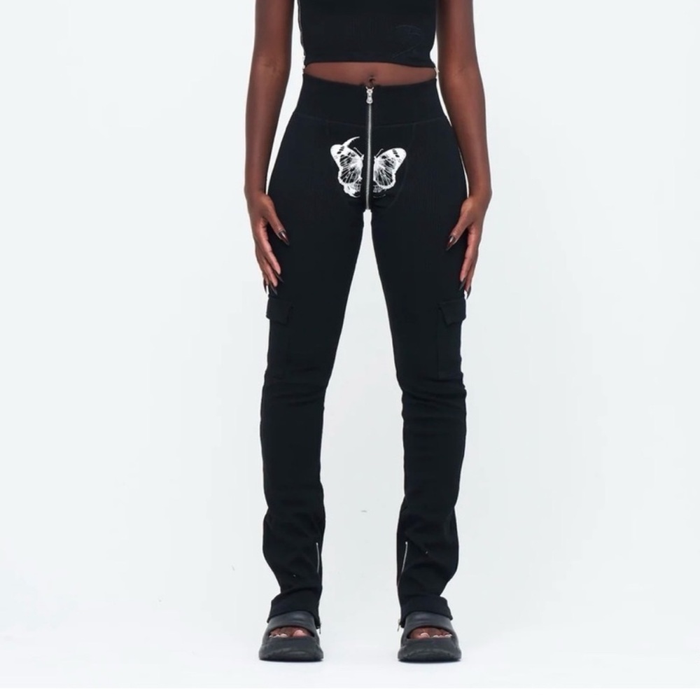 Tordrobes UZip Pants Cargo Butterfly Skull Black Women’s Large